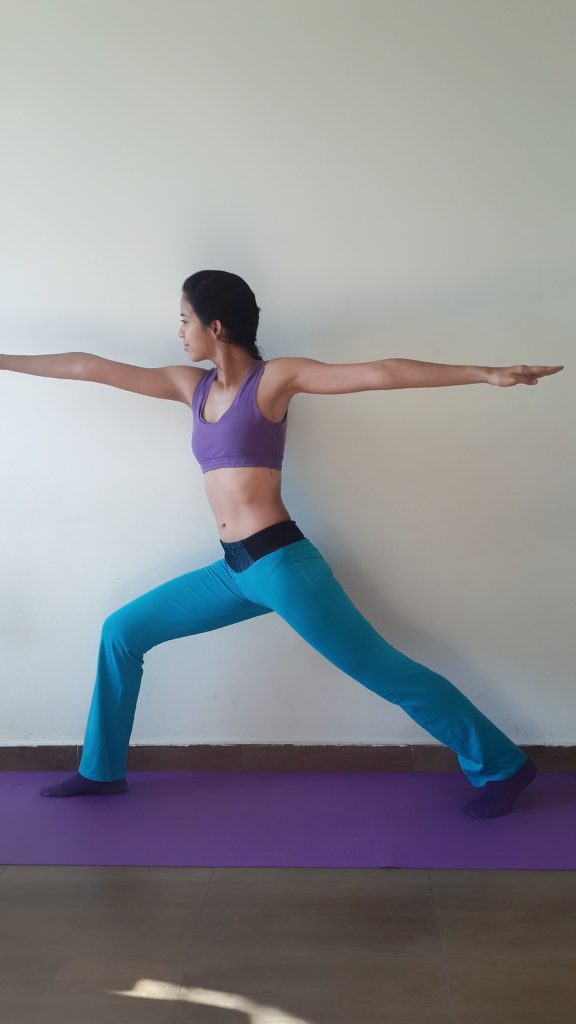 Yoga Krieger 2 Figur Training Anleitung